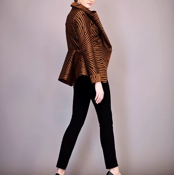 Peplum jacket - Picture 3 of 7